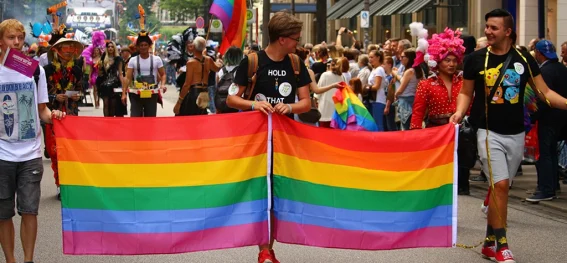 10 Schritte zum LGBTQIA+ Ally