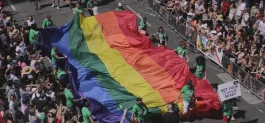 10 Spektakuläre Gay Pride Paraden weltweit: Eine Feier der LGBTQ+ Community